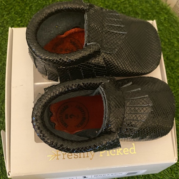Like New Freshly Picked Lou Lou moccasins - Picture 3 of 5